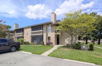 Building Photo - 10200 Belle Rive Blvd