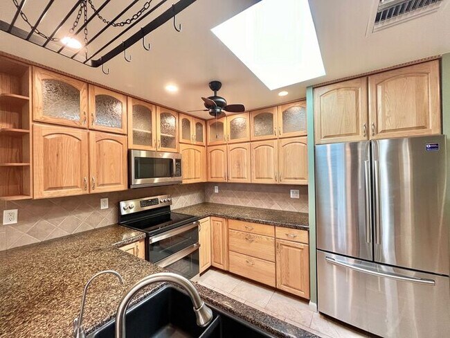 Foto del edificio - 3 Bd 3 Ba + Office + Den + Arizona Room!
