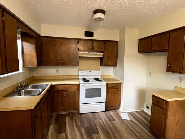 Foto del edificio - 1506-1508 N Nashville Ave