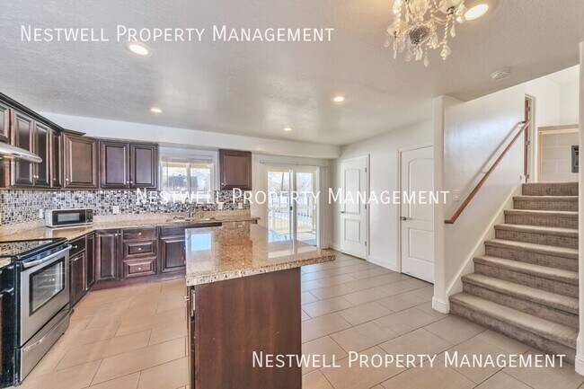 Foto del edificio - Charming 5-bed Home in South Salt Lake