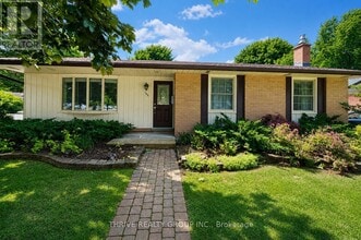 Building Photo - 1449 Glenora Dr