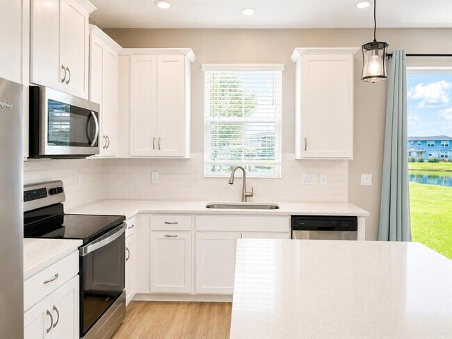 Foto del edificio - 1043 Spring Palms Lp