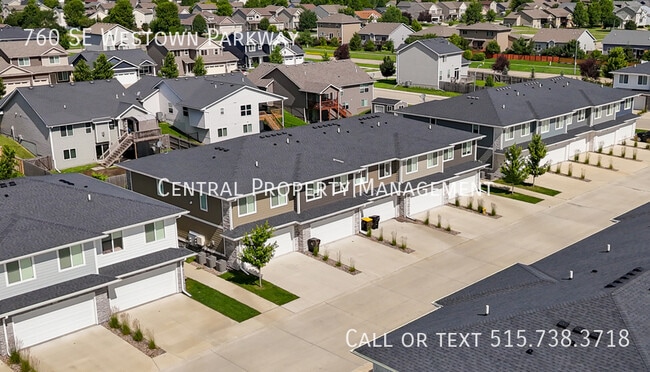 Foto del edificio - 760 SE Westown Pkwy