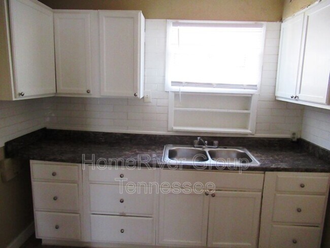 Foto del edificio - 3247 Guernsey Ave
