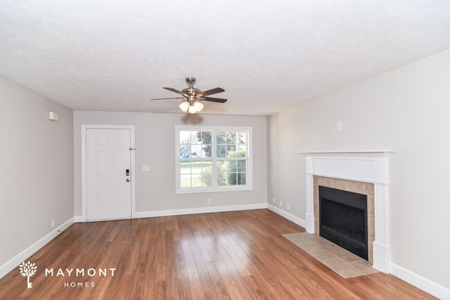 Building Photo - 2057 Aberdeen Cir