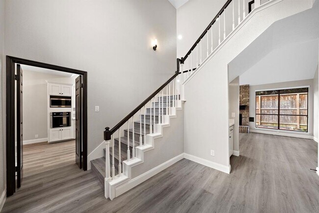Foto del edificio - 1631 Gingerleaf Ln