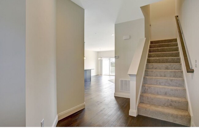 Building Photo - 5300 Mendenhall Dr.