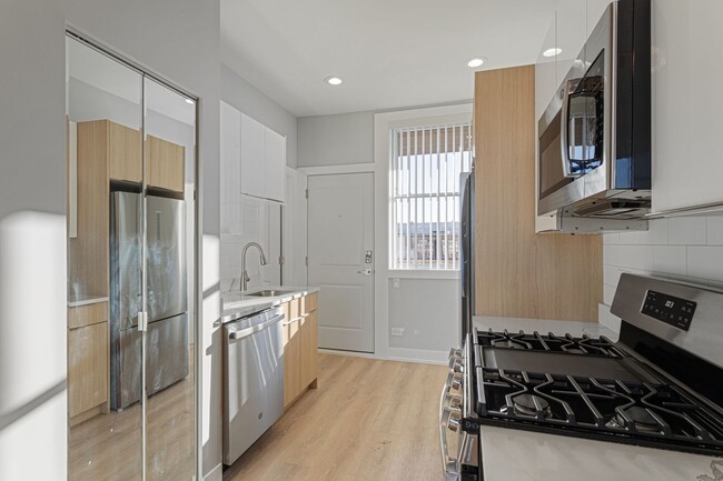 Foto del edificio - 7411 N Clark St