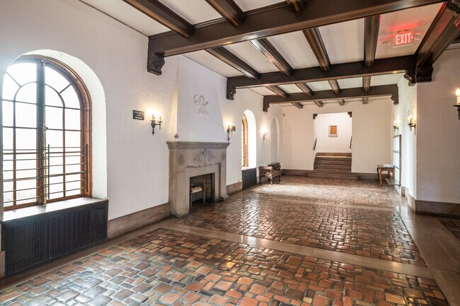 Foto del edificio - 412 Munro Ave