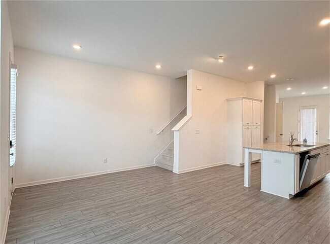 Foto del edificio - 711 Cordele Ln