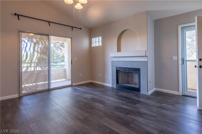 Building Photo - 2251 Wigwam Pkwy