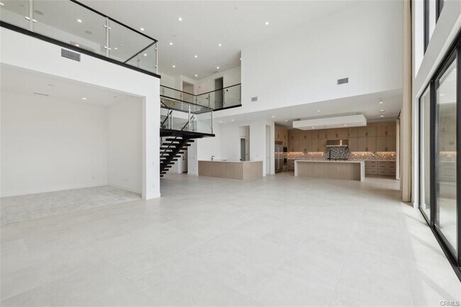Building Photo - 11854 Hillsborough Ln
