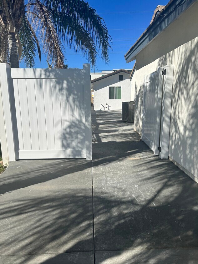Primary Photo - 14189 Travers Dr