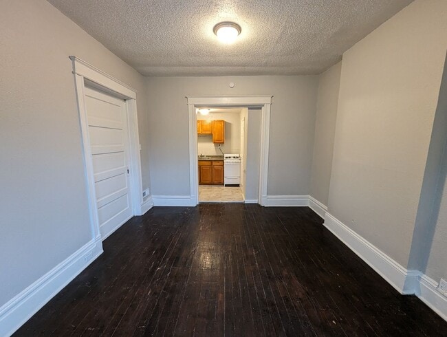 Foto del edificio - 3648 Shenandoah Ave
