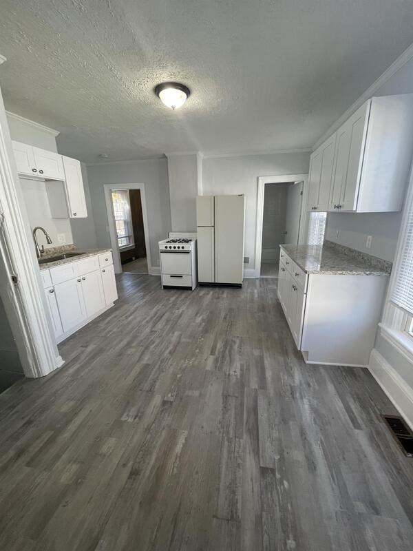 Building Photo - 2518 3rd St
