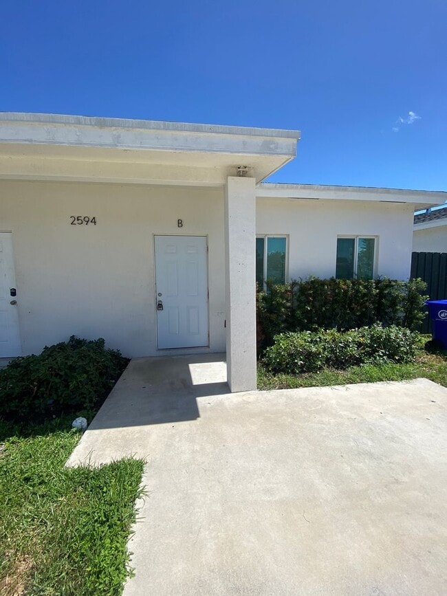 Building Photo - 2594 NW 20th St