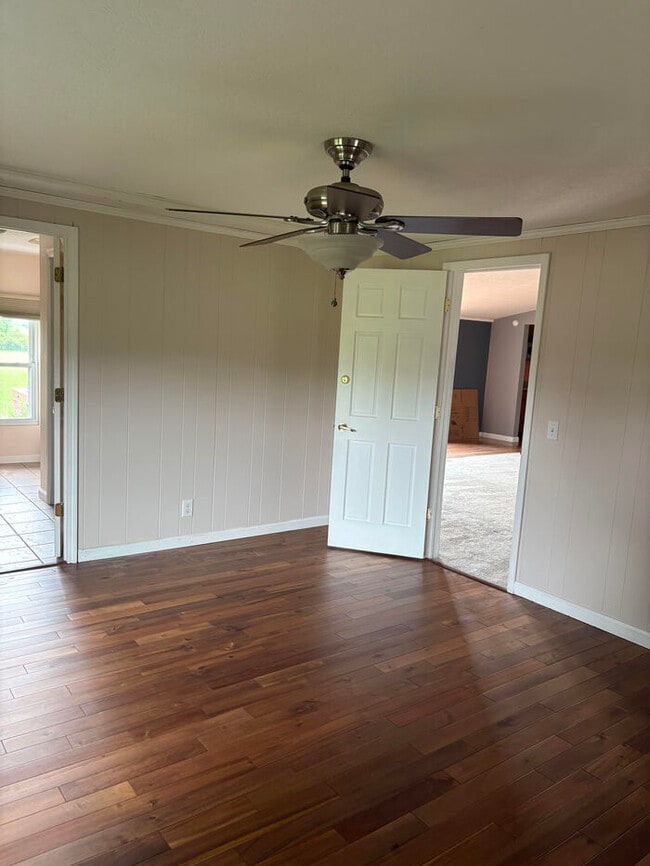 Foto del edificio - Charming 4 beds 2 baths in Johnstown!