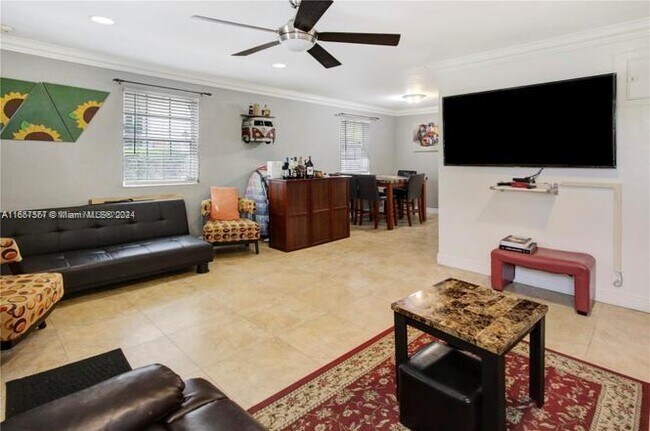 Foto del edificio - 701 SW 17th St