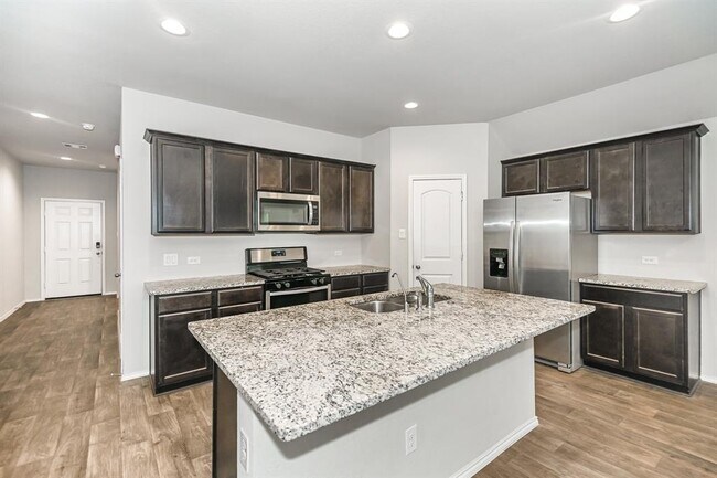 Building Photo - 22711 Theodoli Dr