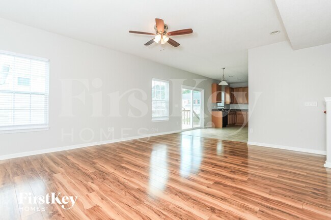 Foto del edificio - 967 Shephard Woods Ct
