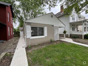 Building Photo - 2662-2664-2664 Findley Ave