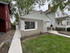 Building Photo - 2662-2664-2664 Findley Ave