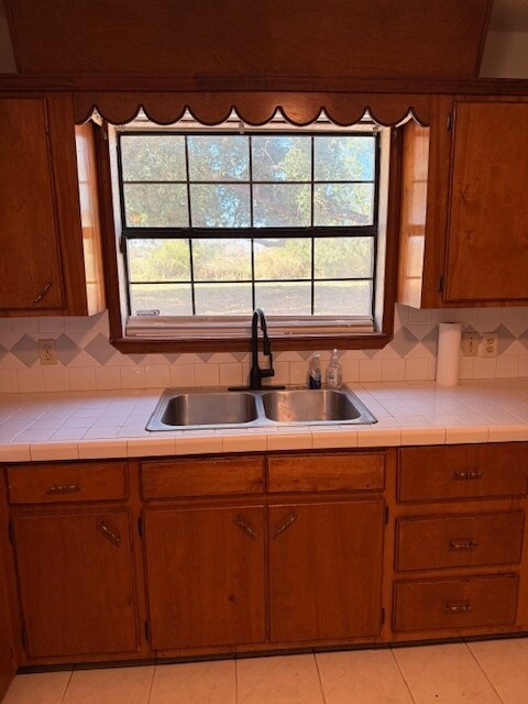 Foto del edificio - 3109 W Mile 10 N