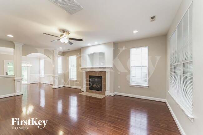 Foto del edificio - 13024 Windy Lea Ln