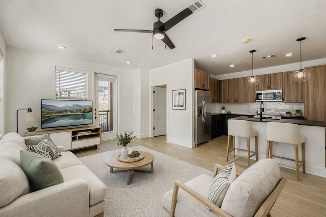 Building Photo - Strait & Nelson