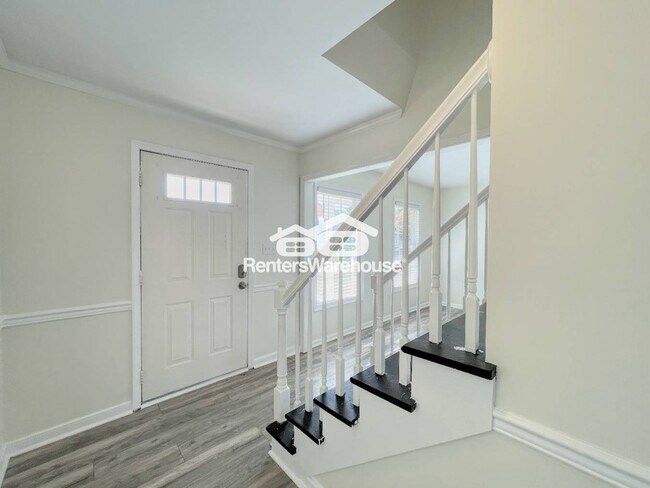 Foto del edificio - 700 Rumford Ct