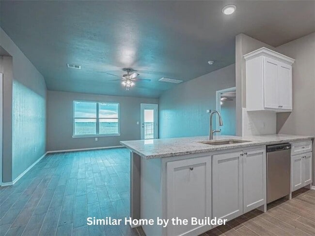 Building Photo - 1626 Highland Loop