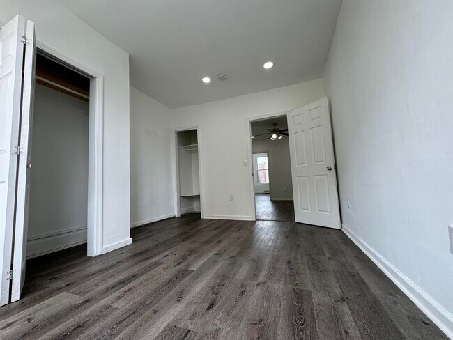 Foto del edificio - 426A 63rd St