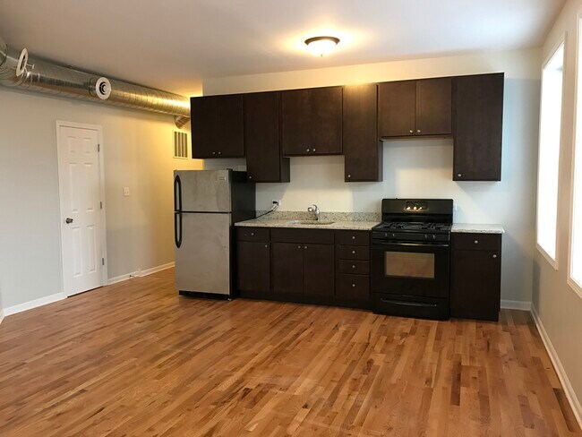 Foto del edificio - 7606 N Paulina St