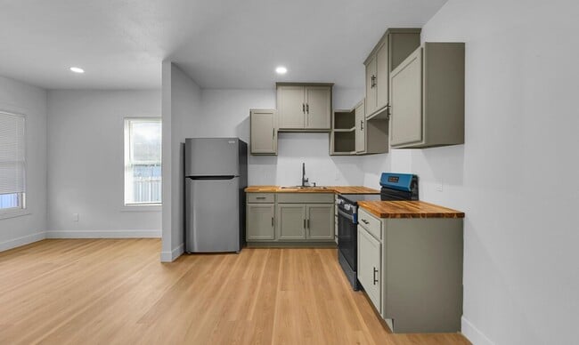 Building Photo - Newly remodeled 3BD 2BA Home in Waco - Near Baylor University