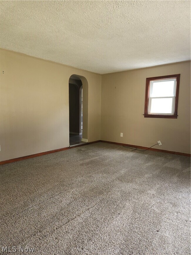 Foto del edificio - 3251 Darrow Rd