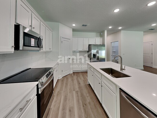 Foto del edificio - 2685 Noah Pines Pl