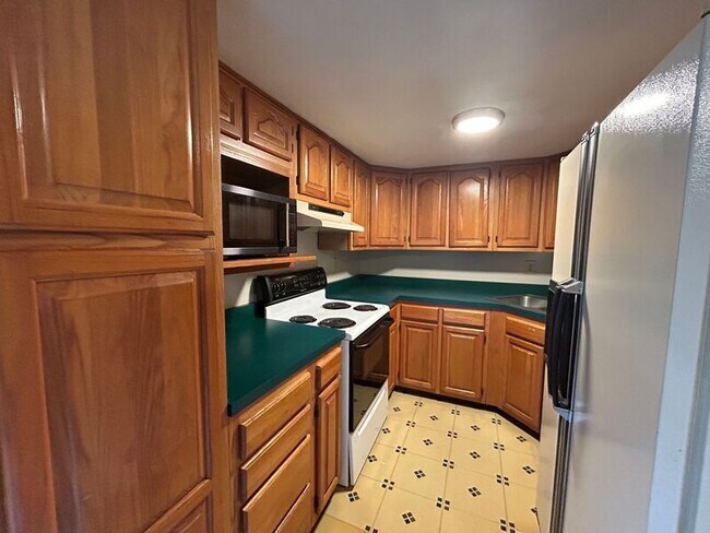 Foto del edificio - 7919 Rustic Woods Dr