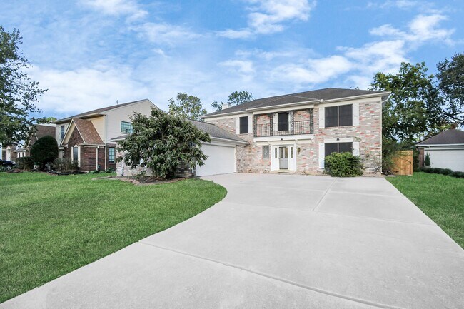 Building Photo - 8723 Rocky Valley Dr