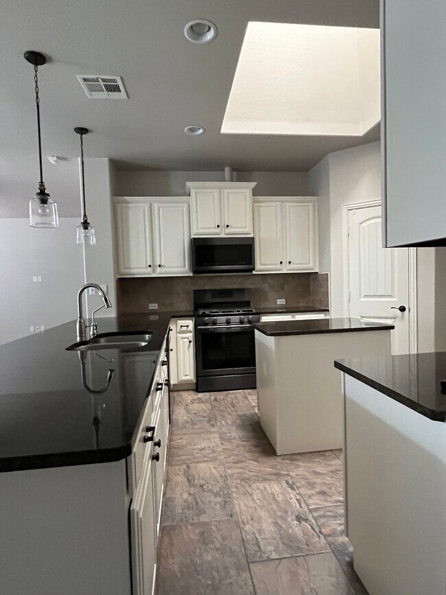 Building Photo - 6407 Patriot Pkwy