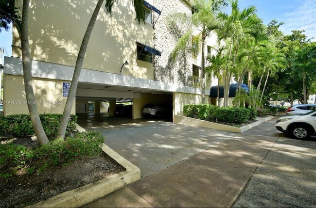 Parking Garage Entrance - 427 Santander Ave