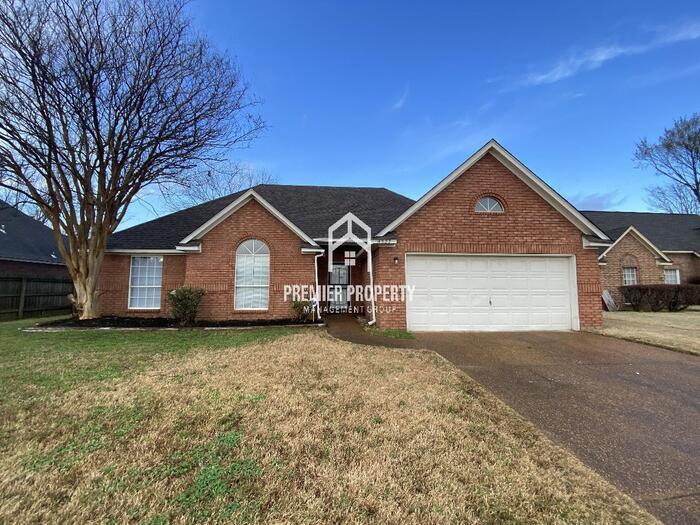 Primary Photo - 4327 Cleopatra Dr