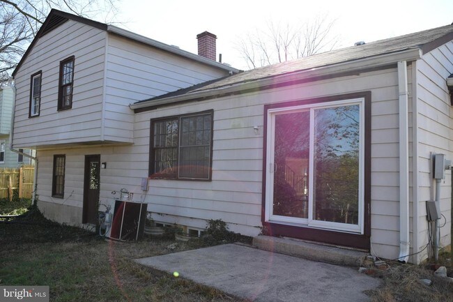 Building Photo - 8308 Nightingale Dr