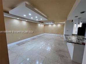 Building Photo - 840 Northeast 199th Street, Miami, FL 3317...