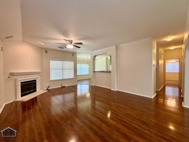 Building Photo - Beautiful 3 bed/2 bath home located in Sha...