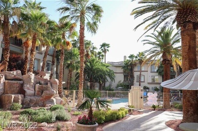 Building Photo - 7163 S Durango Dr