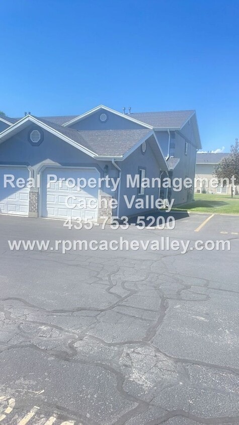Primary Photo - 229 W 1458 S