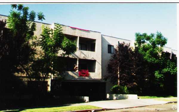 Foto del edificio - 14610 Delano St