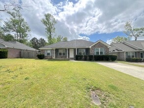 Building Photo - 3544 Mutimer Dr