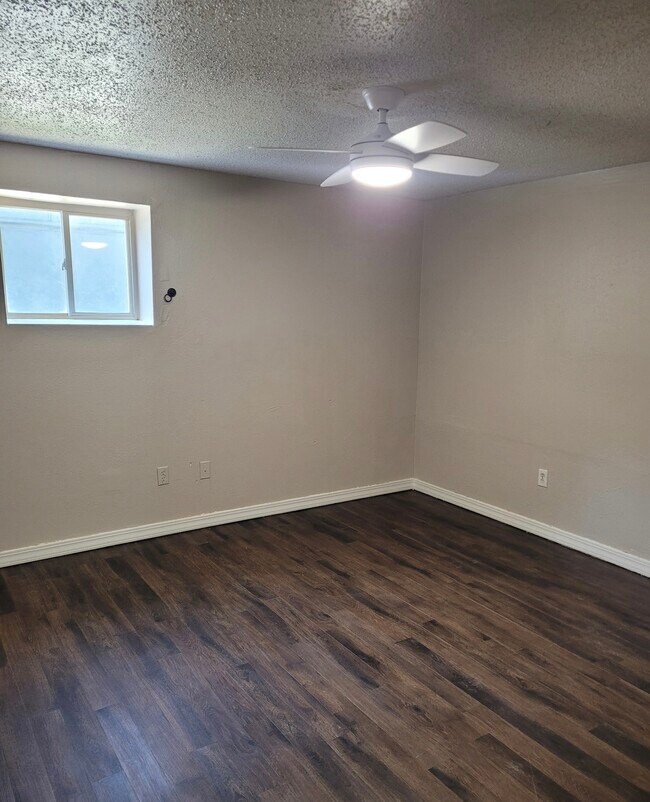 Foto del edificio - 815 N Pleasant St