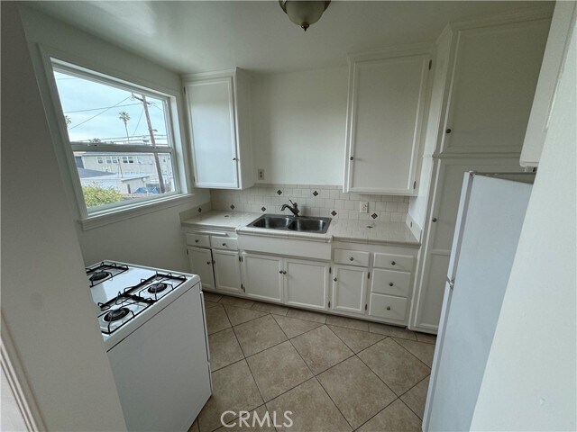 Building Photo - 4458 Linden Ave